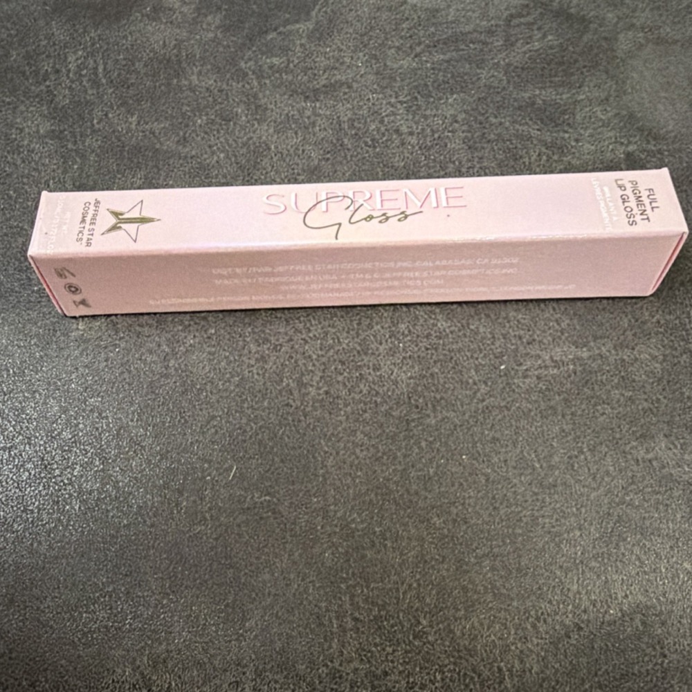 Jeffree Star Cosmetics Supreme Gloss Blow My Candles Full Pigment Shine Lip Gloβ¦